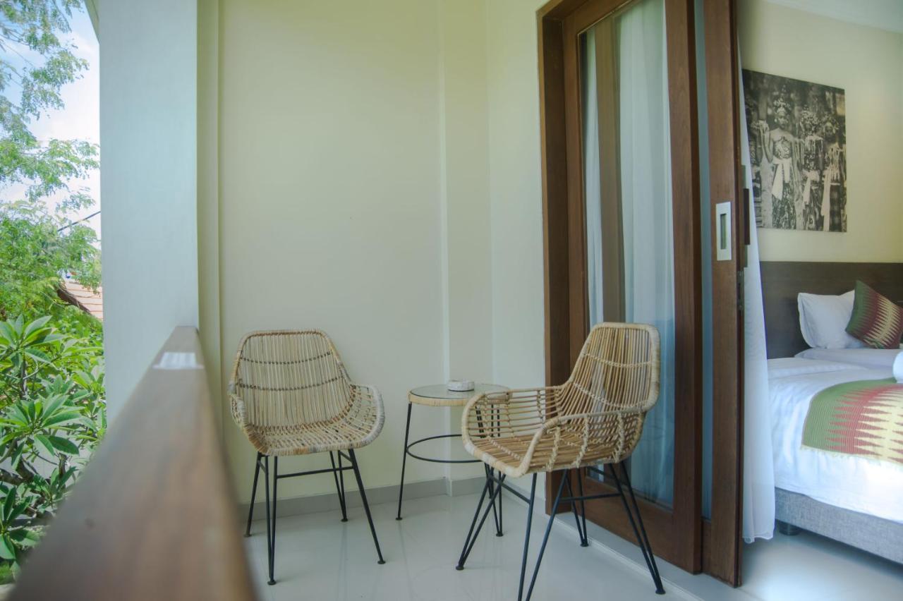 Akatara Hotel 3*